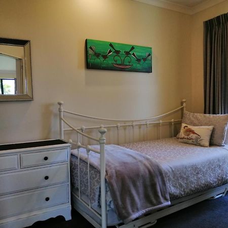 Perfect Home, Stunning Gardens - Aidanfield Gardens Bellissimo Christchurch Exterior photo