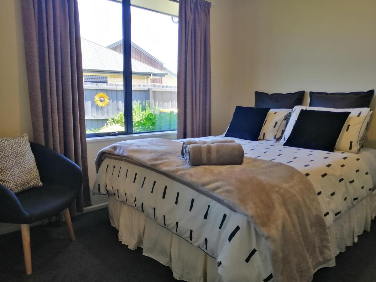Perfect Home, Stunning Gardens - Aidanfield Gardens Bellissimo Christchurch Exterior photo